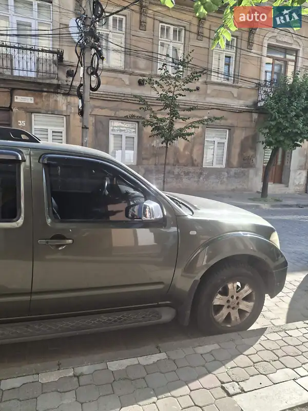 Nissan Pathfinder 2006