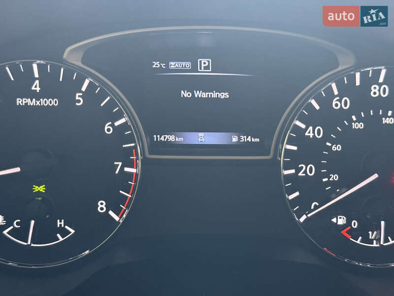 Позашляховик / Кросовер Nissan Pathfinder 2018 в Жовкві