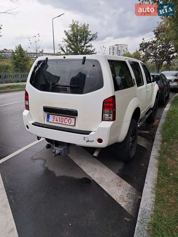 Внедорожник / Кроссовер Nissan Pathfinder 2008 в Киеве фото 2 Внедорожник / Кроссовер Nissan Pathfinder 2008 в Киеве