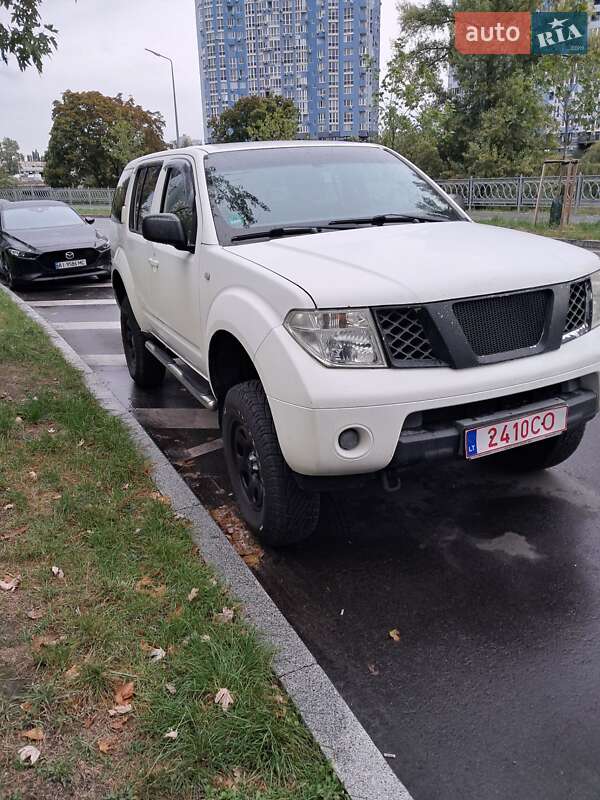 Внедорожник / Кроссовер Nissan Pathfinder 2008 в Киеве фото 5 Внедорожник / Кроссовер Nissan Pathfinder 2008 в Киеве