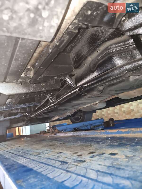 Внедорожник / Кроссовер Nissan Pathfinder 2016 в Киеве фото 22 Внедорожник / Кроссовер Nissan Pathfinder 2016 в Киеве