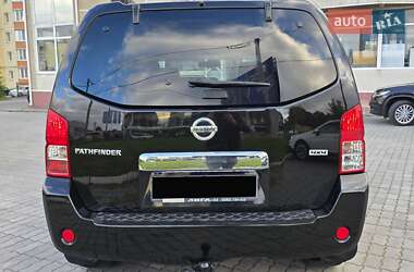 Внедорожник / Кроссовер Nissan Pathfinder 2006 в 