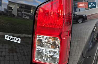 Внедорожник / Кроссовер Nissan Pathfinder 2006 в 