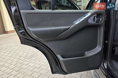 Внедорожник / Кроссовер Nissan Pathfinder 2006 в 