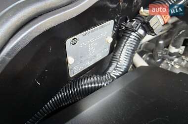 Внедорожник / Кроссовер Nissan Pathfinder 2006 в 