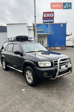 Внедорожник / Кроссовер Nissan Pathfinder 1999 в 