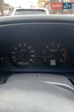 Внедорожник / Кроссовер Nissan Pathfinder 1999 в 