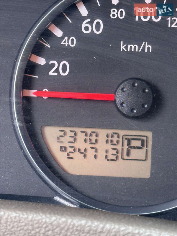 Внедорожник / Кроссовер Nissan Pathfinder 2007 в Киеве