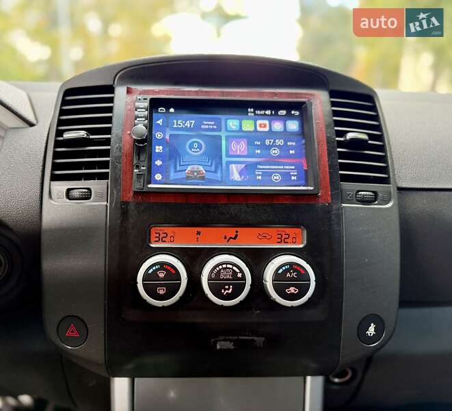 Внедорожник / Кроссовер Nissan Pathfinder 2012 в Днепре