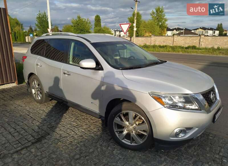 Позашляховик / Кросовер Nissan Pathfinder 2013 в Києві фото 3 Позашляховик / Кросовер Nissan Pathfinder 2013 в Києві