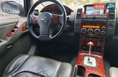 Внедорожник / Кроссовер Nissan Pathfinder 2005 в 