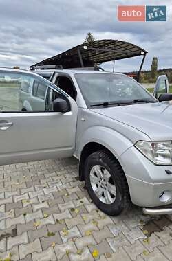 Внедорожник / Кроссовер Nissan Pathfinder 2007 в 