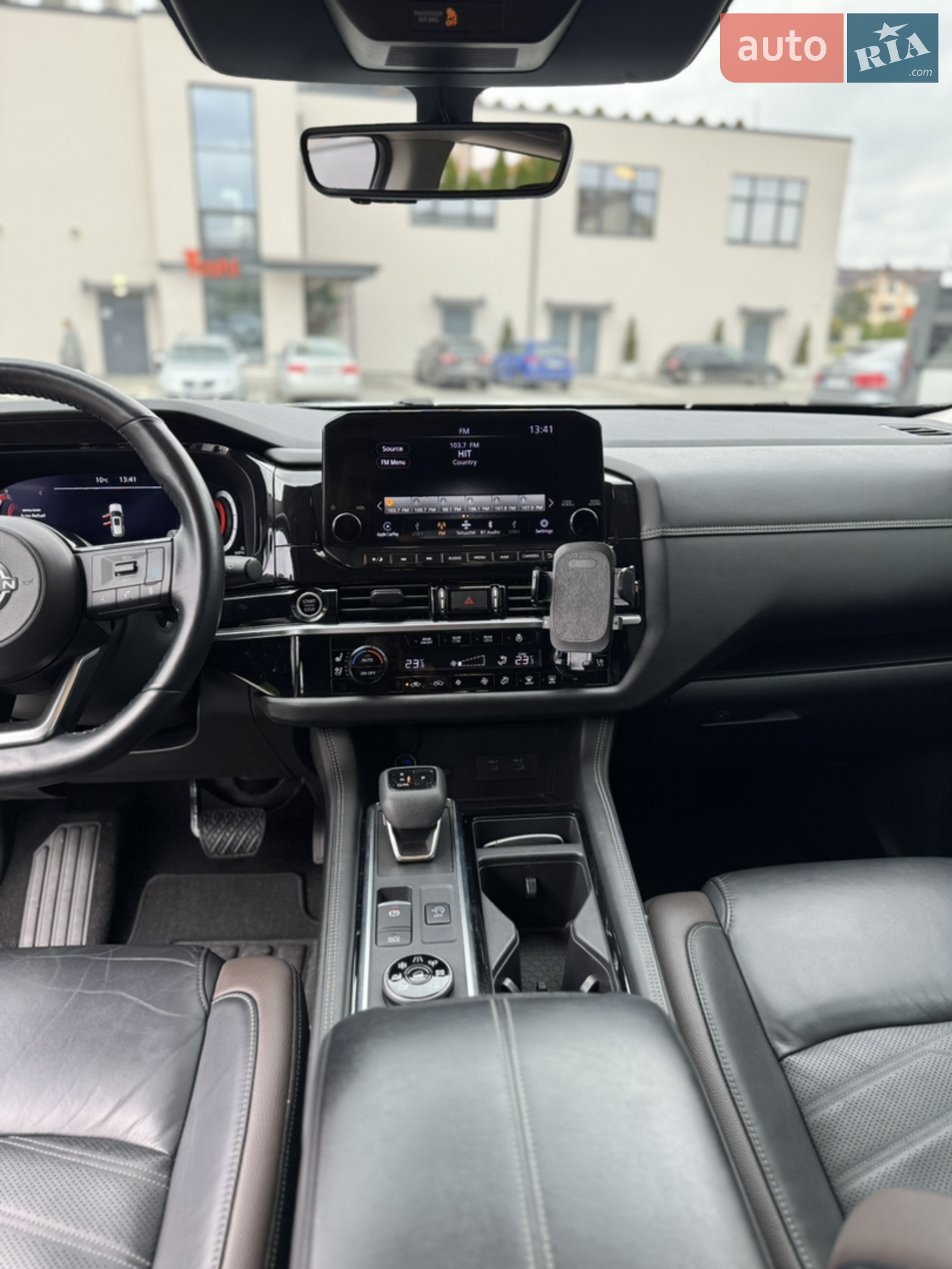 2022 Nissan Pathfinder - мініатюра 27