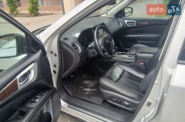 Позашляховик / Кросовер Nissan Pathfinder 2015 в 
