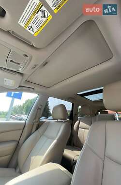 Позашляховик / Кросовер Nissan Pathfinder 2013 в  фото 10 Позашляховик / Кросовер Nissan Pathfinder 2013 в