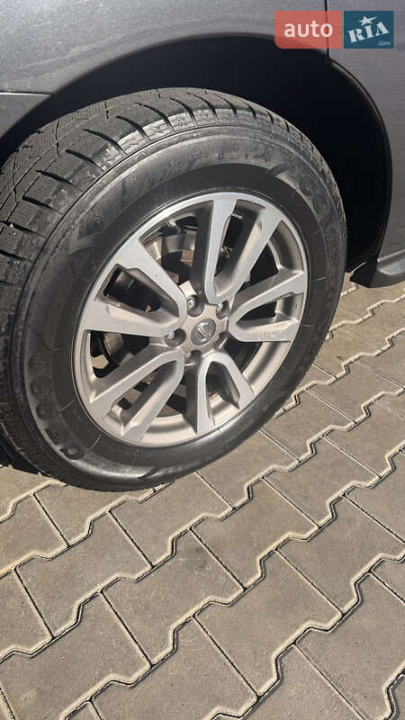 Внедорожник / Кроссовер Nissan Pathfinder 2014 в Стрые фото 8 Внедорожник / Кроссовер Nissan Pathfinder 2014 в Стрые