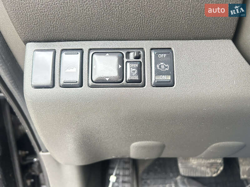 Внедорожник / Кроссовер Nissan Pathfinder 2008 в Одессе фото 31 Внедорожник / Кроссовер Nissan Pathfinder 2008 в Одессе