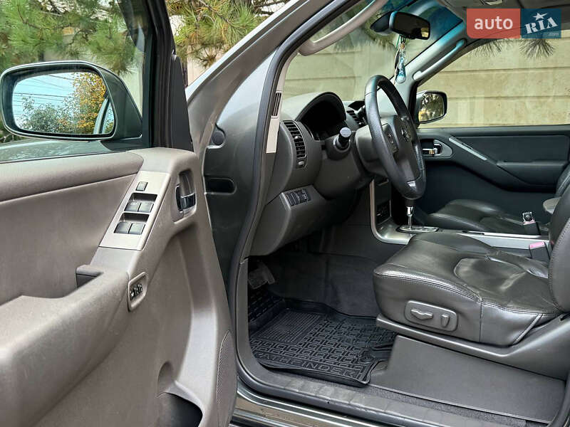 Внедорожник / Кроссовер Nissan Pathfinder 2005 в Одессе фото 28 Внедорожник / Кроссовер Nissan Pathfinder 2005 в Одессе
