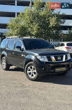 Позашляховик / Кросовер Nissan Pathfinder 2007 в Полтаві