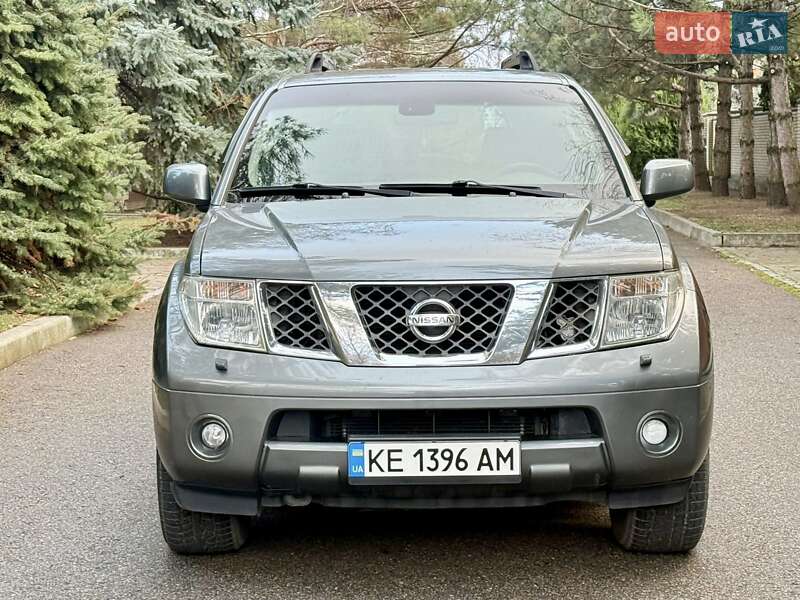 Позашляховик / Кросовер Nissan Pathfinder 2006 в Дніпрі