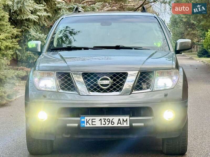 Позашляховик / Кросовер Nissan Pathfinder 2006 в Дніпрі