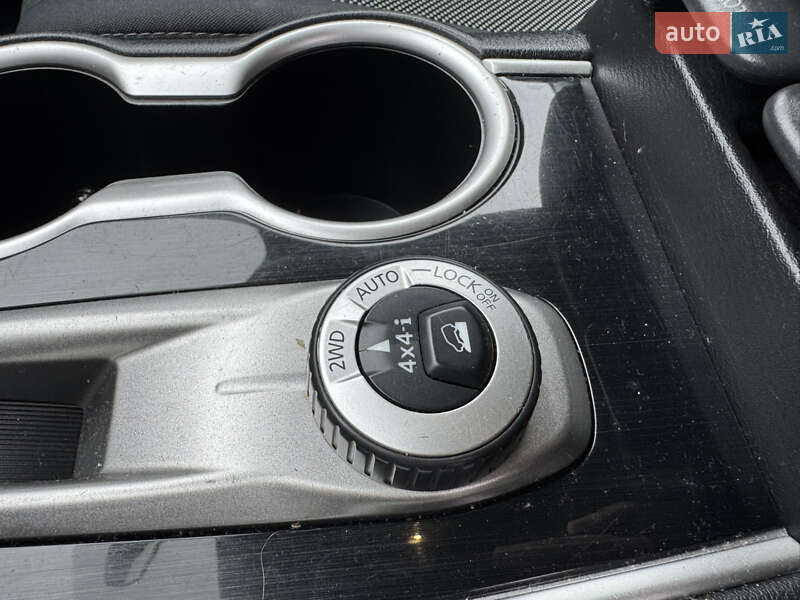 Внедорожник / Кроссовер Nissan Pathfinder 2016 в Киеве