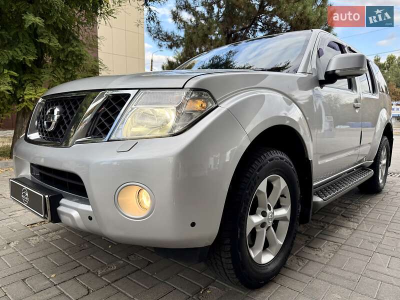 Позашляховик / Кросовер Nissan Pathfinder 2012 в Дніпрі фото 4 Позашляховик / Кросовер Nissan Pathfinder 2012 в Дніпрі