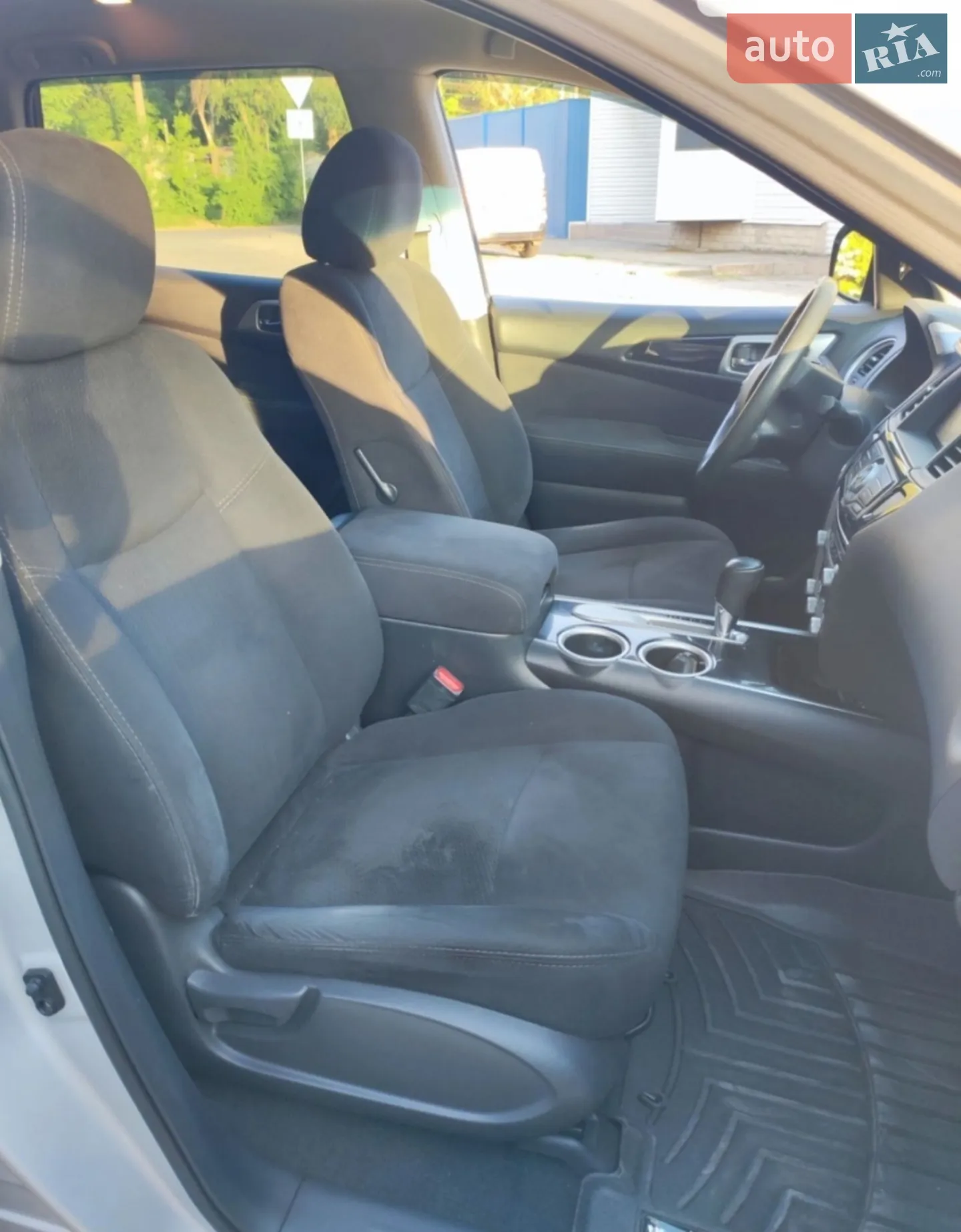 Nissan Pathfinder 2015 VIN 5N1AR2MN5FC648819 фото оголошення 16 з 21
