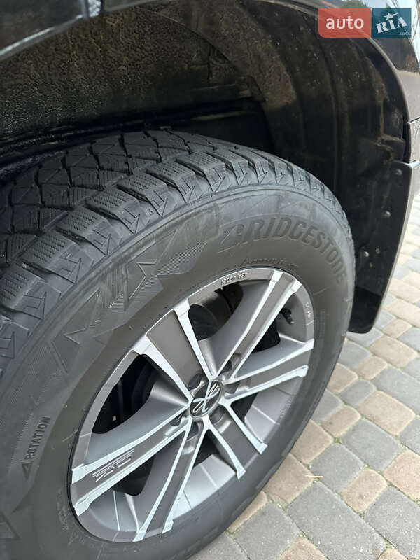 Внедорожник / Кроссовер Nissan Pathfinder 2012 в Броварах