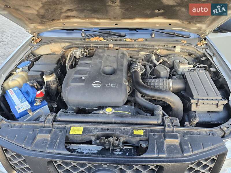 Внедорожник / Кроссовер Nissan Pathfinder 2006 в Харькове фото 11 Внедорожник / Кроссовер Nissan Pathfinder 2006 в Харькове