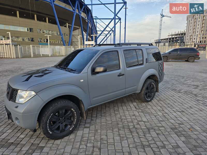 Внедорожник / Кроссовер Nissan Pathfinder 2006 в Харькове фото 17 Внедорожник / Кроссовер Nissan Pathfinder 2006 в Харькове