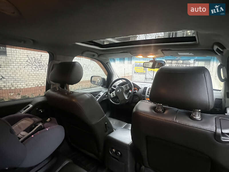 Внедорожник / Кроссовер Nissan Pathfinder 2006 в Хмельницком фото 12 Внедорожник / Кроссовер Nissan Pathfinder 2006 в Хмельницком