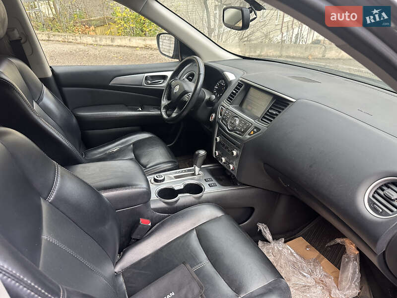 Внедорожник / Кроссовер Nissan Pathfinder 2020 в Львове фото 8 Внедорожник / Кроссовер Nissan Pathfinder 2020 в Львове