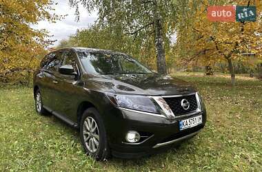 Внедорожник / Кроссовер Nissan Pathfinder 2014 в Чернигове