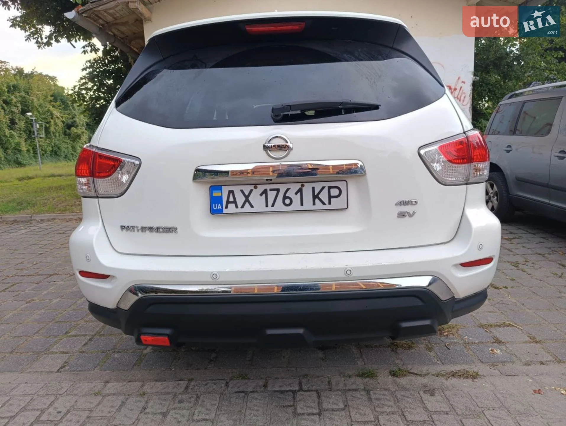 2018 Nissan Pathfinder - мініатюра 2