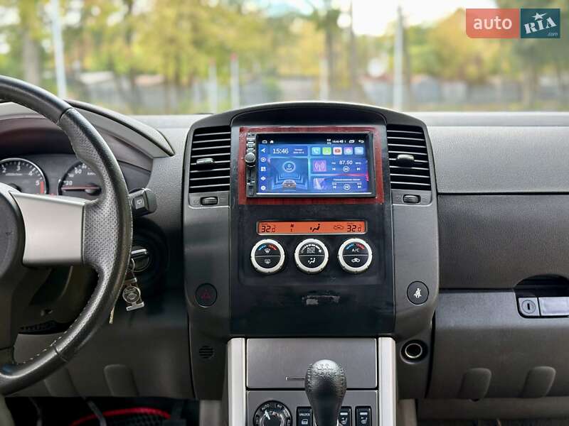 Позашляховик / Кросовер Nissan Pathfinder 2012 в Дніпрі фото 25 Позашляховик / Кросовер Nissan Pathfinder 2012 в Дніпрі