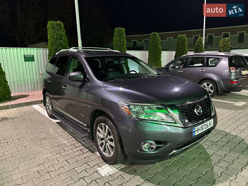 Внедорожник / Кроссовер Nissan Pathfinder 2014 в Одессе