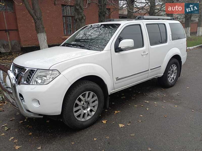 Позашляховик / Кросовер Nissan Pathfinder 2014 в Золотоноші фото 10 Позашляховик / Кросовер Nissan Pathfinder 2014 в Золотоноші