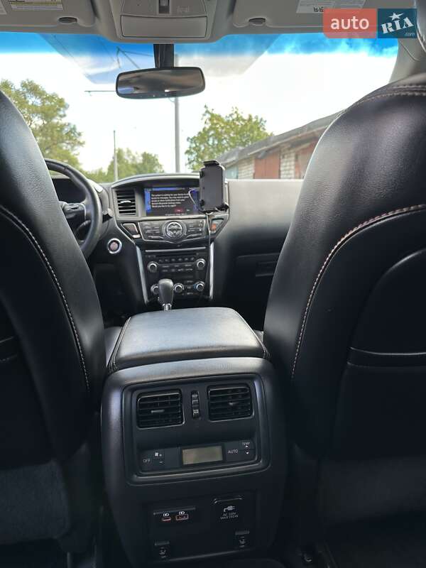 Внедорожник / Кроссовер Nissan Pathfinder 2019 в Кременчуге