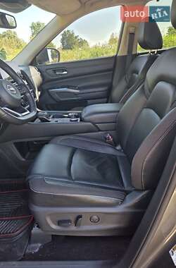 Позашляховик / Кросовер Nissan Pathfinder 2022 в Черкасах