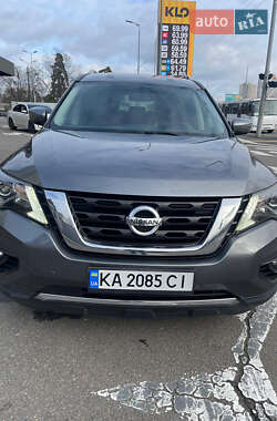 Внедорожник / Кроссовер Nissan Pathfinder 2016 в Киеве