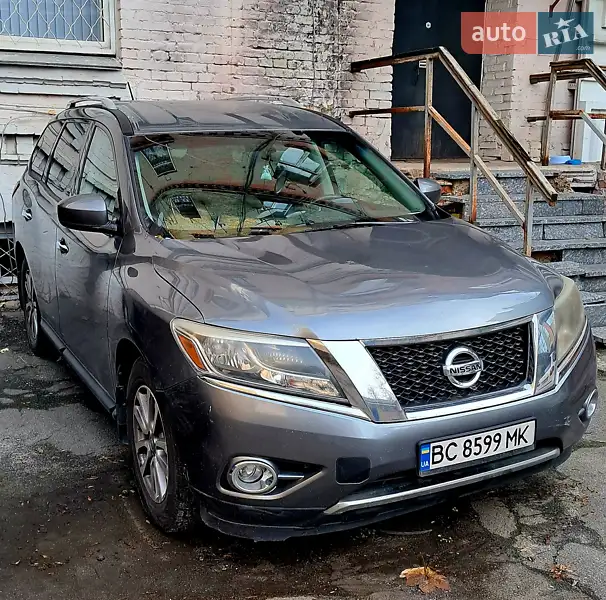 Nissan Pathfinder 2015