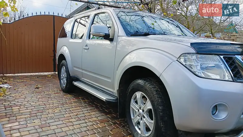 Nissan Pathfinder 2010