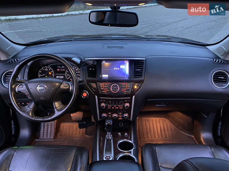 Внедорожник / Кроссовер Nissan Pathfinder 2014 в Белой Церкви