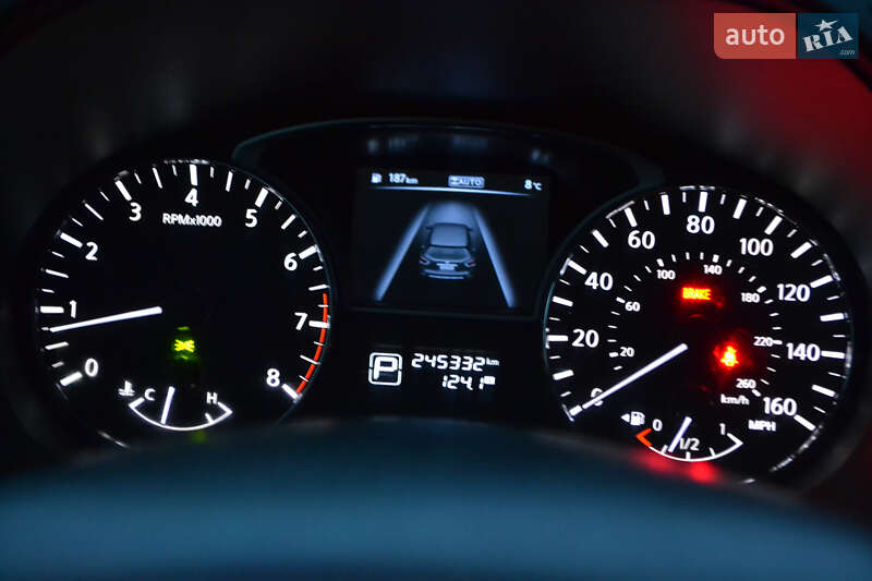 Внедорожник / Кроссовер Nissan Pathfinder 2014 в Белой Церкви