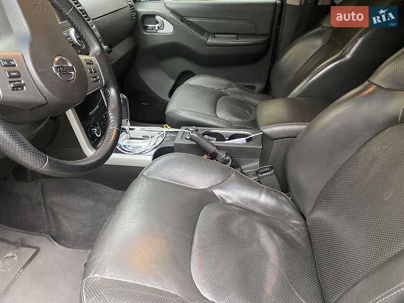 Позашляховик / Кросовер Nissan Pathfinder 2013 в Дніпрі