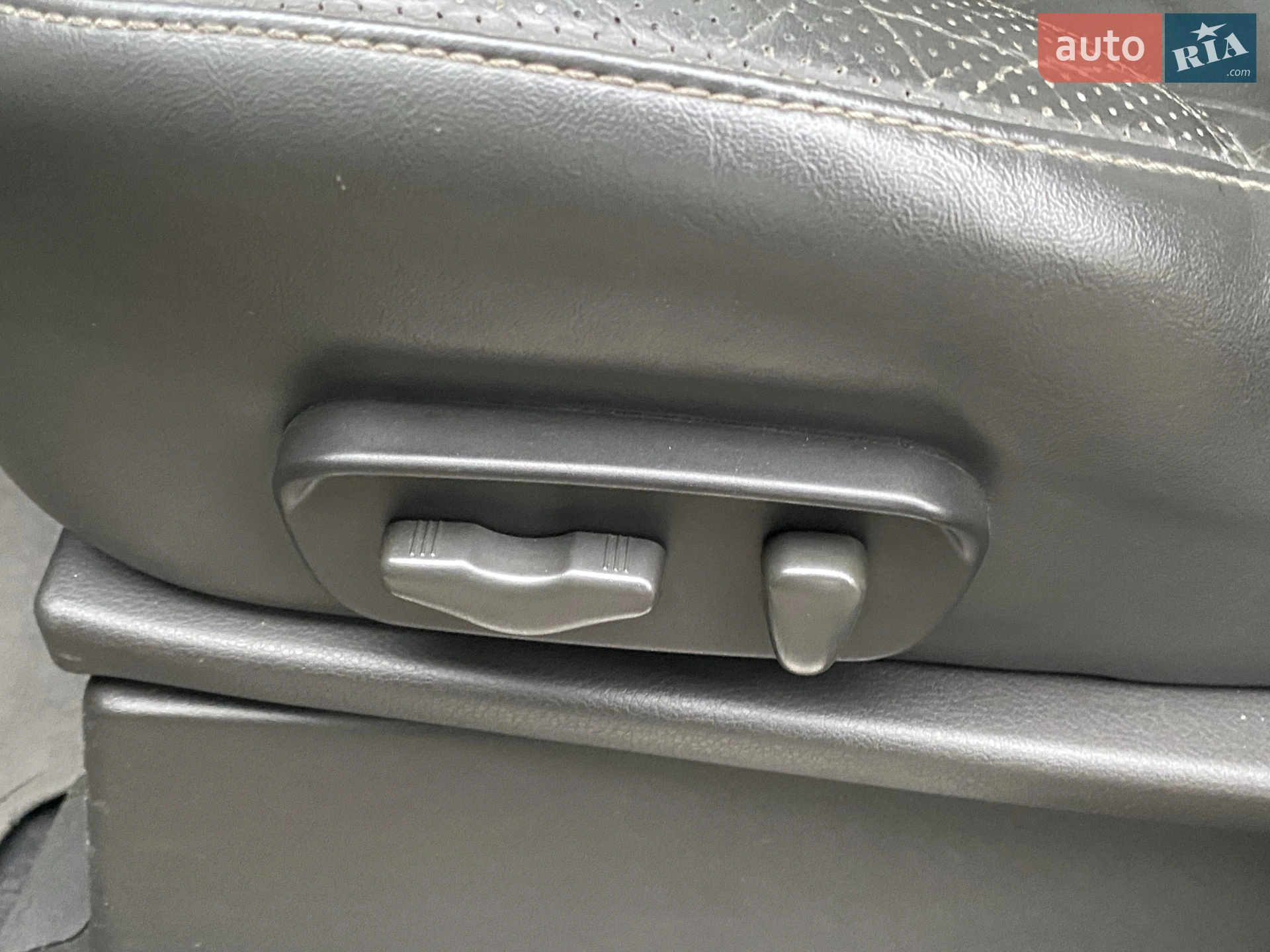 2013 Nissan Pathfinder - мініатюра 17