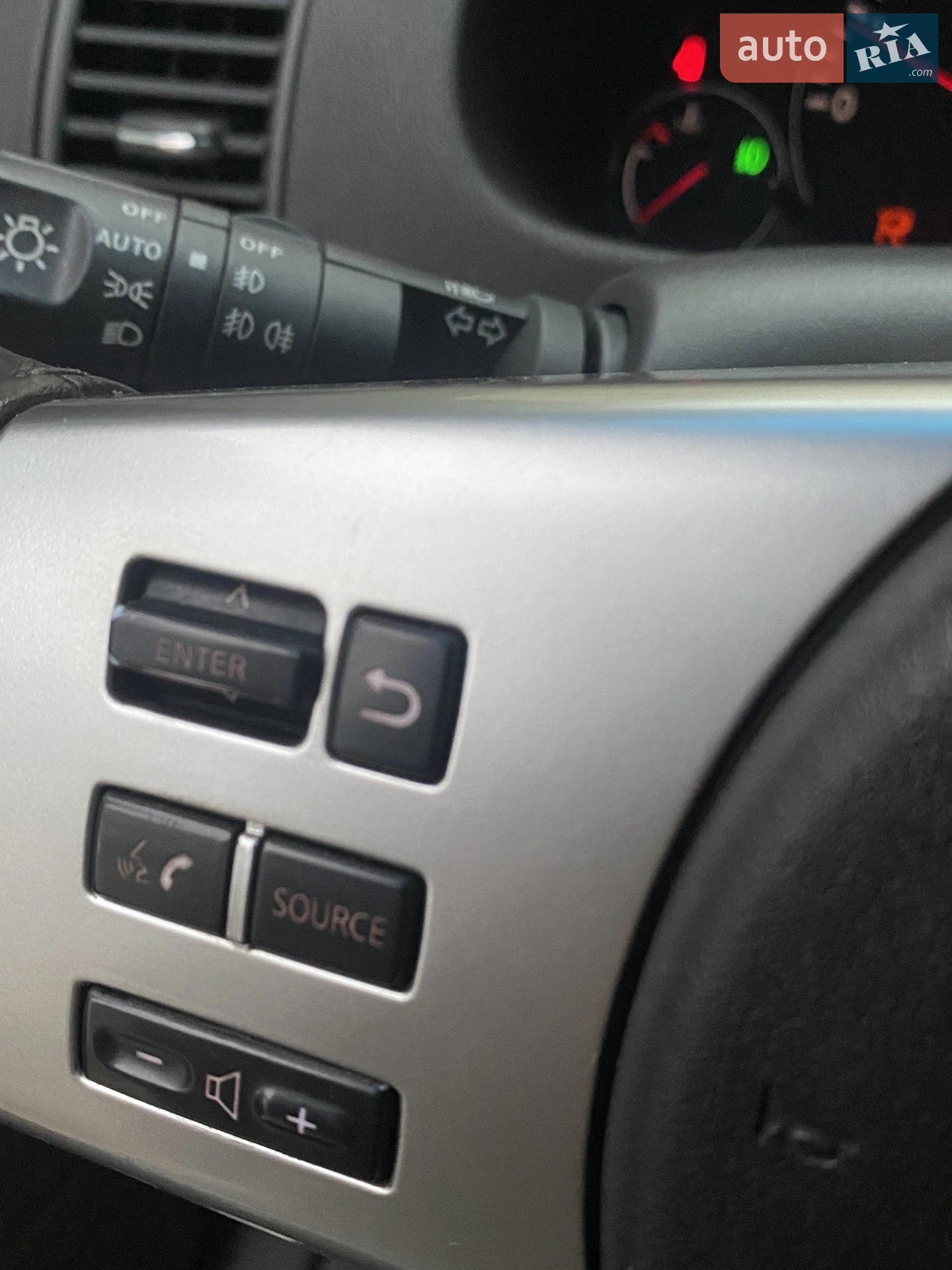 2013 Nissan Pathfinder - мініатюра 18