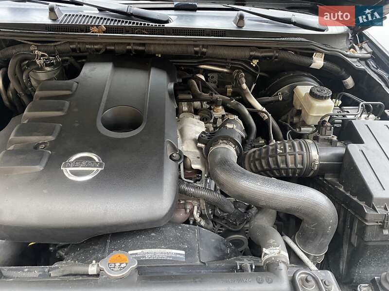 Позашляховик / Кросовер Nissan Pathfinder 2013 в Дніпрі