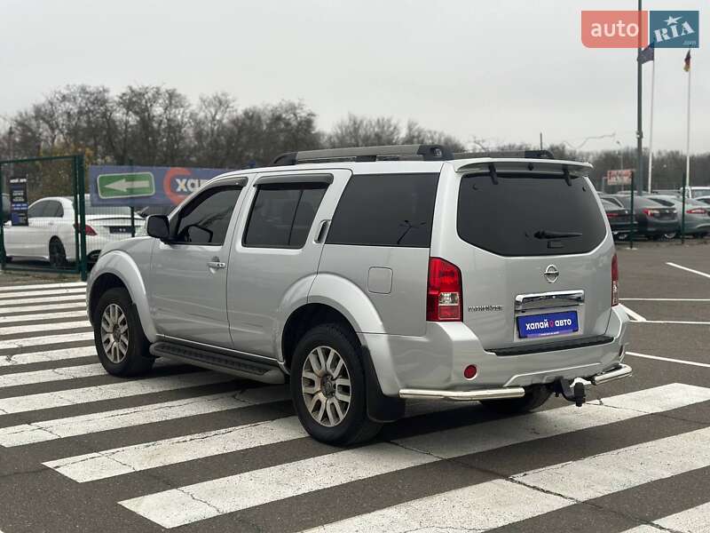 Внедорожник / Кроссовер Nissan Pathfinder 2013 в Одессе